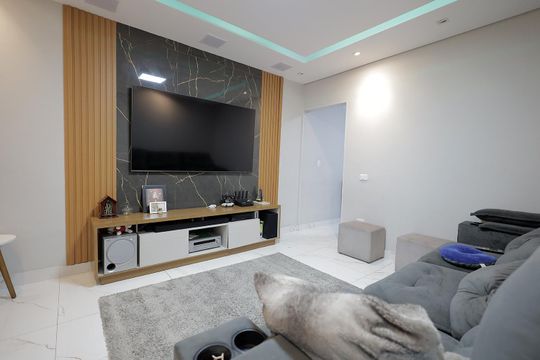 Sala de casa à venda com 2 quartos, 190m² em Parque Novo Oratório, Santo André