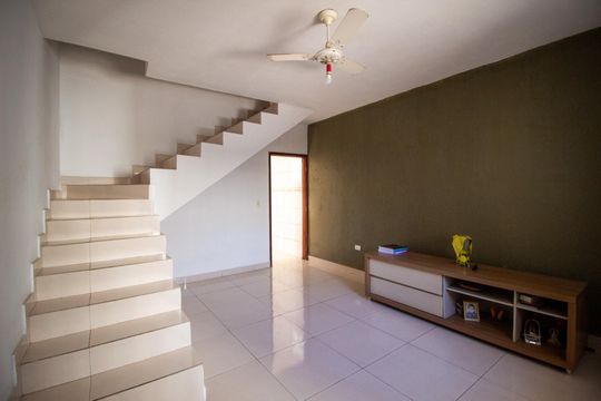 Casa para alugar com 3 quartos, 240m² em Jardim Alegria, Sorocaba