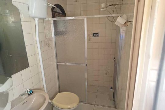 Banheiro de casa de condomínio para alugar com 3 quartos, 230m² em Centro, Nova Iguaçu