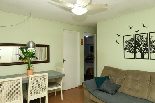 Apartamento à venda com 2 quartos, 48m² em Conjunto Residencial José Bonifácio, São Paulo