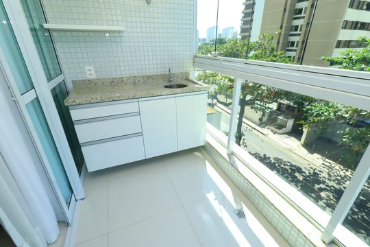 Varanda da Sala de apartamento para alugar com 1 quarto, 49m² em Jardim Armação, Salvador
