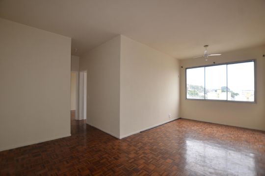 Sala de apartamento para alugar com 2 quartos, 72m² em Cascadura, Rio de Janeiro