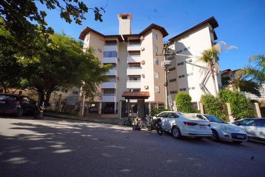 Fachada de apartamento para alugar com 2 quartos, 75m² em Itacorubi, Florianópolis