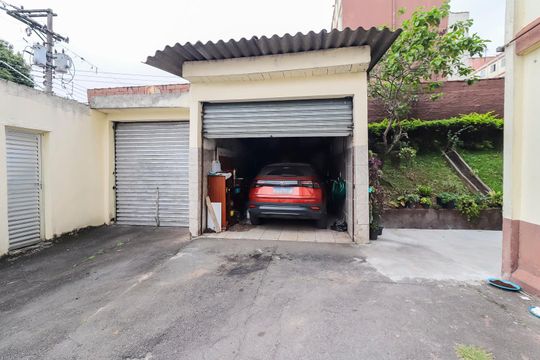 Garagem de apartamento para alugar com 2 quartos, 64m² em Conjunto Residencial José Bonifácio, São Paulo