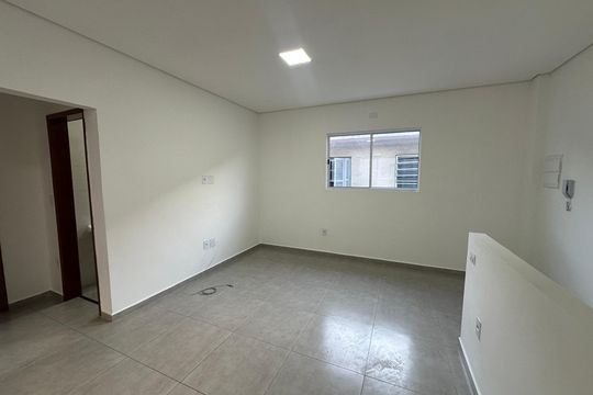 Sala de casa para alugar com 2 quartos, 50m² em Vila Valenca, São Vicente