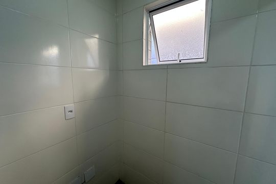 Área de Serviço de casa para alugar com 2 quartos, 50m² em Vila Valenca, São Vicente