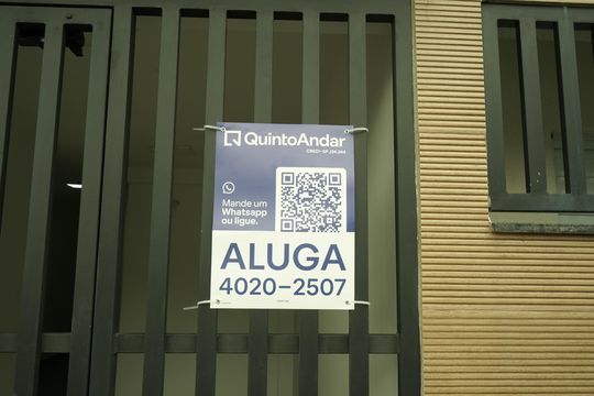 Placa de kitnet/studio para alugar com 1 quarto, 25m² em Vila Carrão, São Paulo
