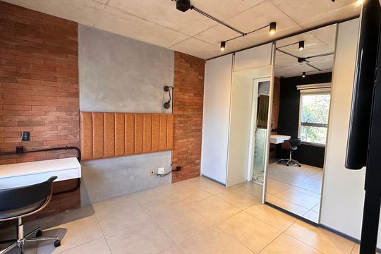 Apartamento para alugar com 1 quarto, 71m² em Jardim das Acacias, São Paulo