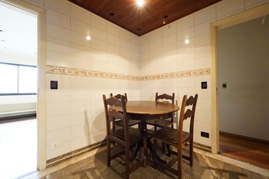 Cozinha de apartamento para alugar com 4 quartos, 280m² em Vila Mariana, São Paulo