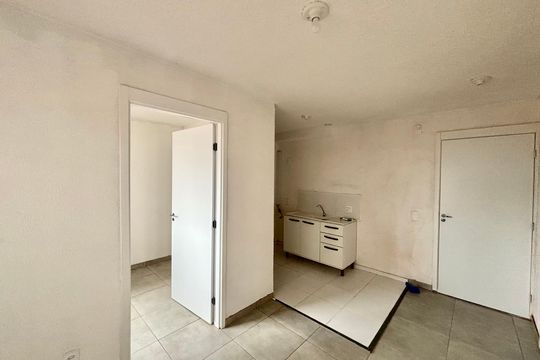Sala de apartamento para alugar com 2 quartos, 38m² em Vila Silvia, São Paulo