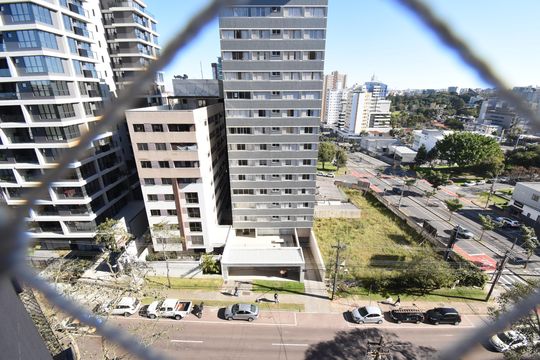 Sacada de apartamento à venda com 2 quartos, 74m² em Bacacheri, Curitiba