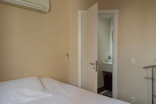 Quarto de apartamento para alugar com 1 quarto, 42m² em Vila Olímpia, São Paulo