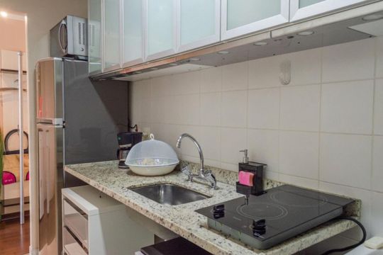 Cozinha de apartamento para alugar com 1 quarto, 42m² em Vila Olímpia, São Paulo