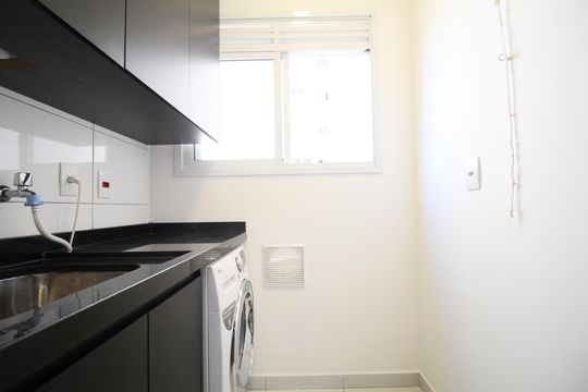 Área de Serviço de apartamento para alugar com 2 quartos, 48m² em Vila Andrade, São Paulo