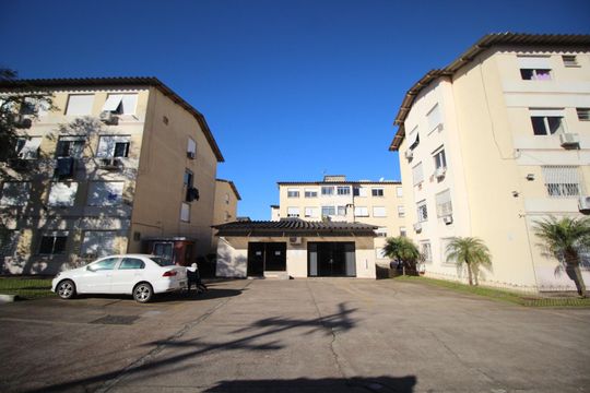 Área comum de apartamento à venda com 3 quartos, 80m² em São Sebastião, Porto Alegre