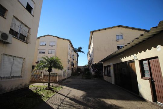 Área comum de apartamento à venda com 3 quartos, 80m² em São Sebastião, Porto Alegre