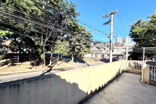 Quintal de casa à venda com 3 quartos, 199m² em Jardim Ipanema(zona Leste), São Paulo
