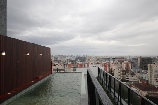 Área comum - Piscina de kitnet/studio para alugar com 0 quarto, 30m² em Cristo Redentor, Porto Alegre