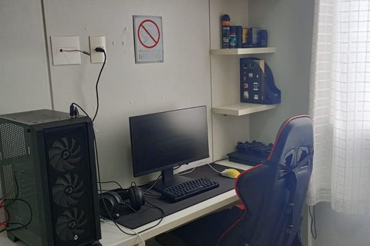Quarto de apartamento à venda com 2 quartos, 50m² em Dos Ortizes, Valinhos