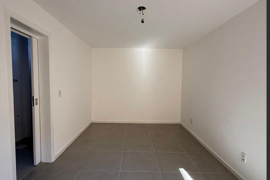 Sala de apartamento à venda com 3 quartos, 93m² em Bom Fim, Porto Alegre