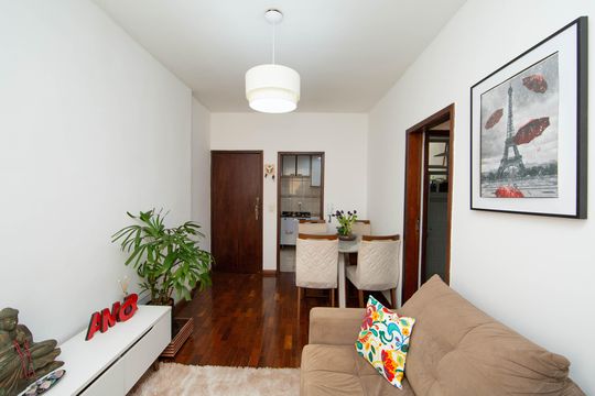 Apartamento à venda com 3 quartos, 52m² em Nova Suíça, Belo Horizonte