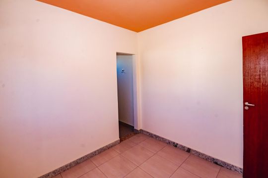 Quarto de casa para alugar com 1 quarto, 25m² em Céu Azul, Belo Horizonte