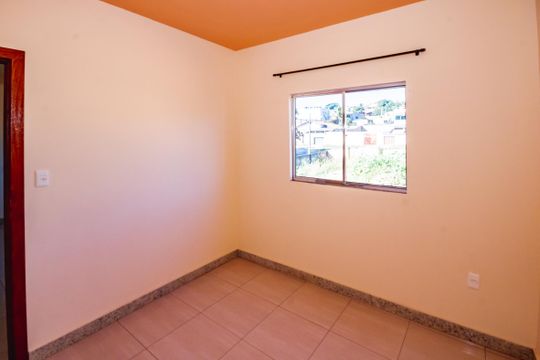 Quarto de casa para alugar com 1 quarto, 25m² em Céu Azul, Belo Horizonte
