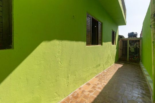Quintal de casa para alugar com 2 quartos, 80m² em Parque Santa Madalena, São Paulo