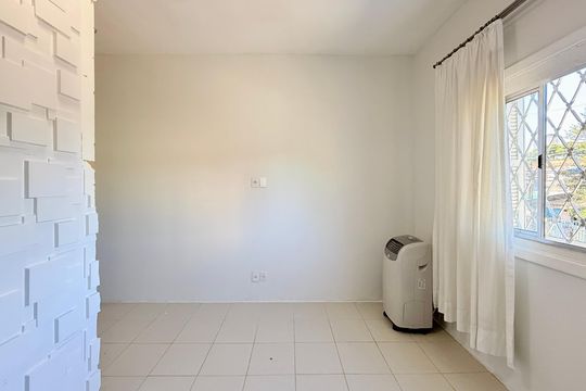 Quarto 2 de casa para alugar com 2 quartos, 180m² em Cidade Monções, São Paulo