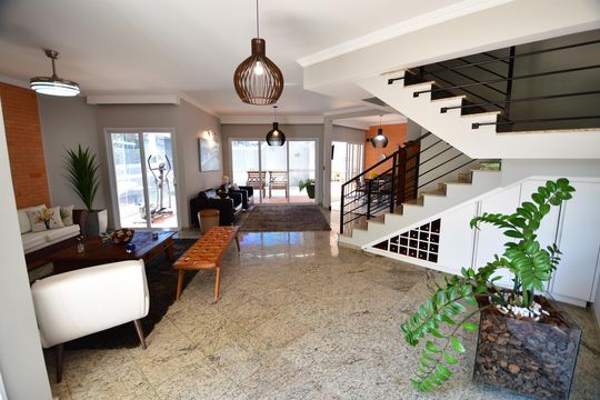 Casa à venda com 4 quartos, 330m² em Parque Alto Taquaral, Campinas