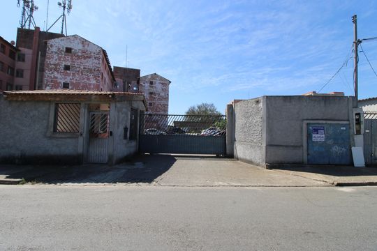 Fachada de apartamento para alugar com 2 quartos, 52m² em Conjunto Habitacional Inácio Monteiro, São Paulo