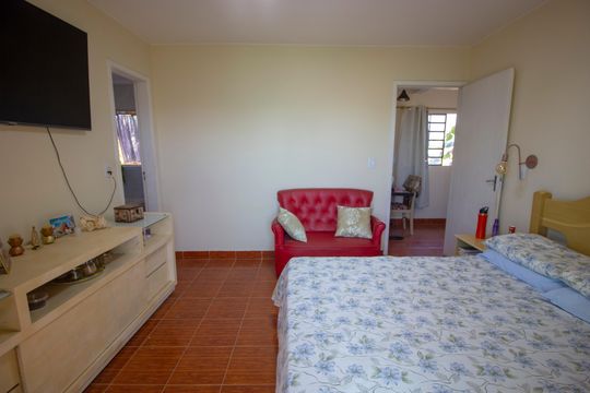 Casa à venda com 7 quartos, 400m² em Colônia Agrícola Samambaia, Brasília