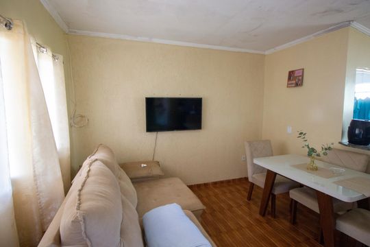 Casa à venda com 7 quartos, 400m² em Colônia Agrícola Samambaia, Brasília