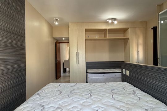 Quarto de apartamento para alugar com 1 quarto, 90m² em Gonzaga, Santos