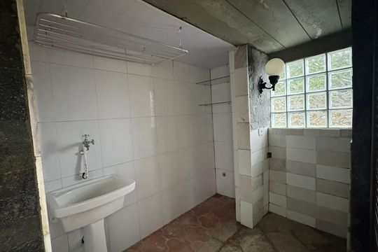 Área de Serviço de casa de condomínio para alugar com 3 quartos, 116m² em Quarteirão Ingelheim, Petrópolis