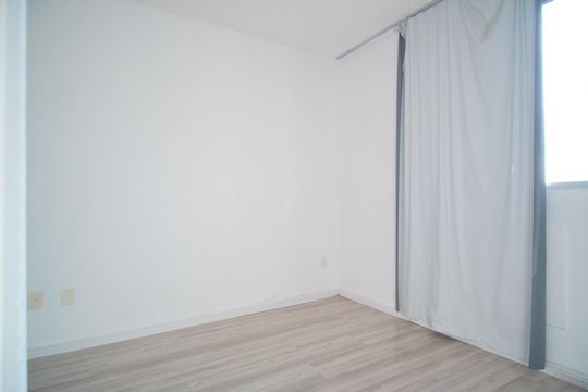 Quarto de apartamento para alugar com 1 quarto, 42m² em Sarandi, Porto Alegre