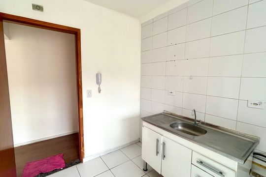 Cozinha de apartamento para alugar com 2 quartos, 71m² em Jardim Barbosa, Guarulhos