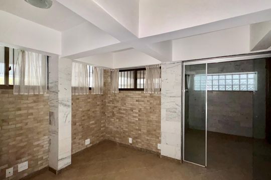 Sala de kitnet/studio para alugar com 1 quarto, 116m² em Quarteirão Ingelheim, Petrópolis