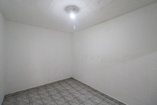 Quarto de casa para alugar com 1 quarto, 55m² em Campanário, Diadema
