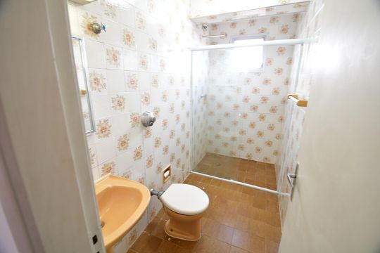 Banheiro de apartamento à venda com 2 quartos, 80m² em Jardim Chapadão, Campinas
