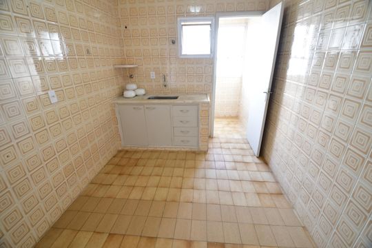 Cozinha de apartamento à venda com 2 quartos, 80m² em Jardim Chapadão, Campinas