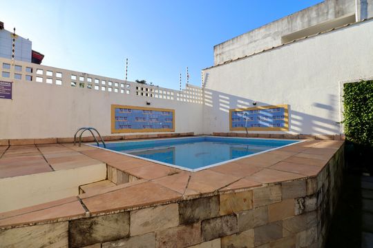 Área comum - Piscina de casa de condomínio para alugar com 2 quartos, 74m² em Stella Maris, Salvador