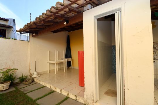 Área comum de casa de condomínio para alugar com 2 quartos, 74m² em Stella Maris, Salvador