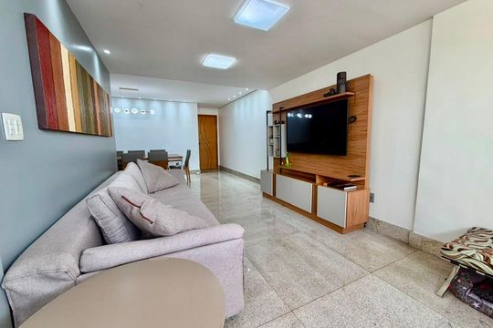 Apartamento à venda com 3 quartos, 149m² em Palmares, Belo Horizonte
