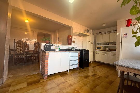 Cozinha de casa para alugar com 4 quartos, 230m² em Alto Caiçaras, Belo Horizonte