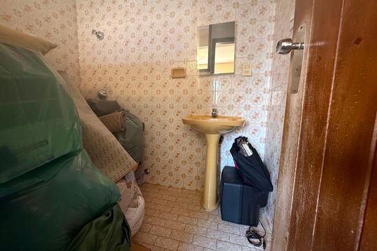 banheiro 1 de casa para alugar com 4 quartos, 230m² em Alto Caiçaras, Belo Horizonte