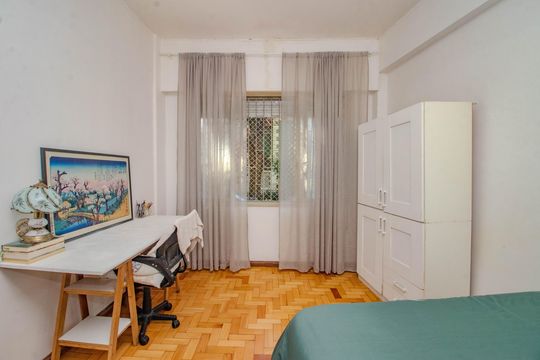 Quarto de apartamento à venda com 1 quarto, 76m² em Floresta, Porto Alegre