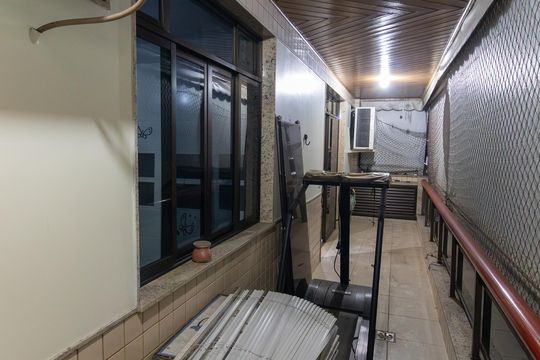 Varanda de apartamento para alugar com 4 quartos, 244m² em Vila Valqueire, Rio de Janeiro