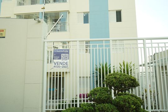 Fachada de apartamento à venda com 3 quartos, 60m² em Chácara Seis de Outubro, São Paulo