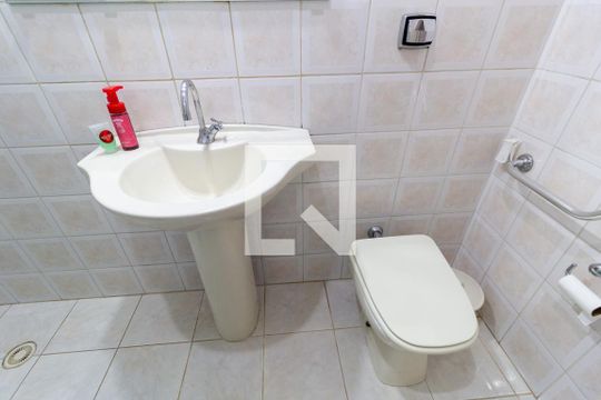 Casa à venda com 3 quartos, 180m² em Barra Funda, São Paulo